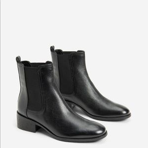 Kenneth Cole Reaction Chelsea Ankle Boots Size 8